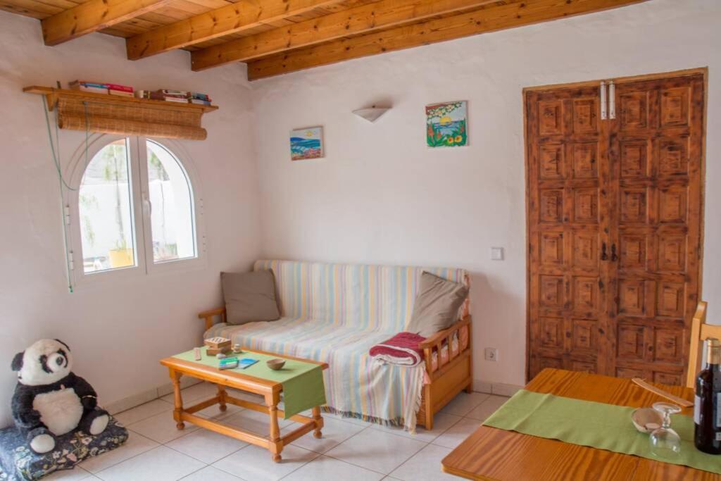 Casa Madre Tierra Lägenhet La Pared  Exteriör bild